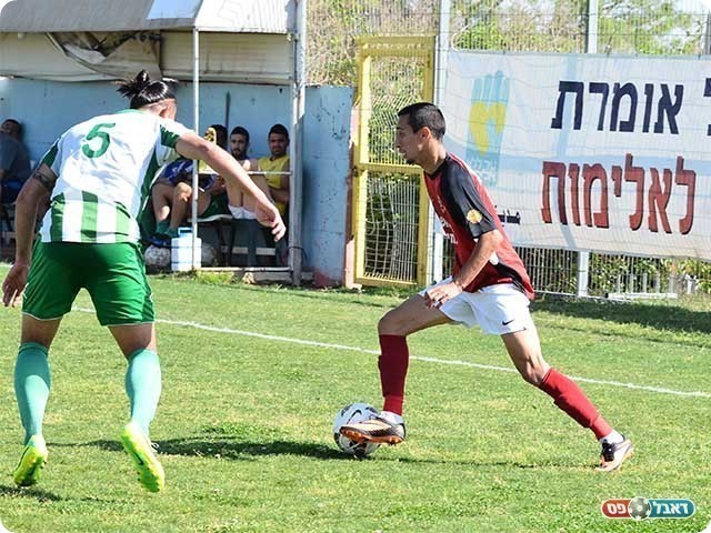 המצטיין במגרש, עומר בוארון מול תמיר חשאן (ארנון לוי)